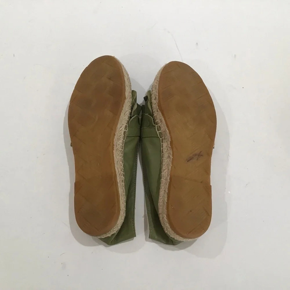 Anthropologie green leather spadrilles size 37
